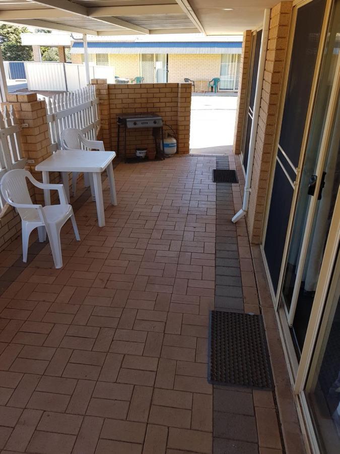 Rhodeside Lodge Geraldton Exterior photo